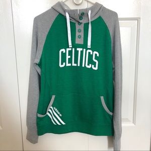 Boston Celtics Women’s Adidas Sweatshirt Medium